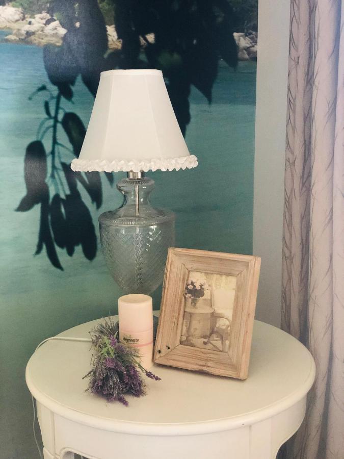 Bed and Breakfast Lavender Manor Bnb Alkimos Экстерьер фото